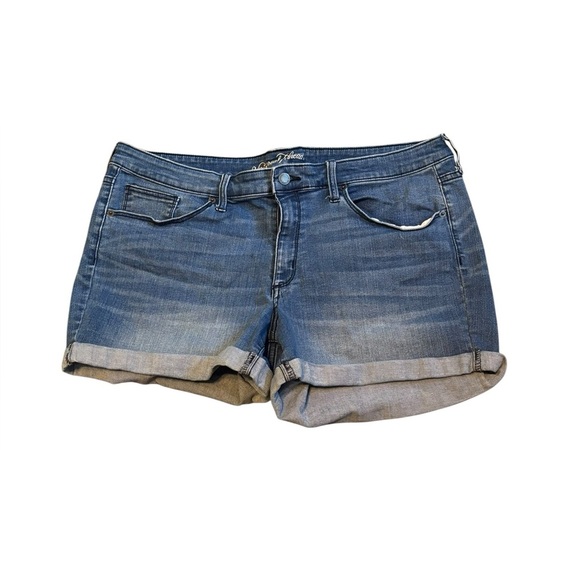 Universal Thread Women's Denim Jean Shorts Roll Hem Stretch Button Fly 18/34 - Picture 1 of 4